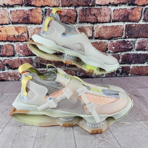 Nike ISPA Road Warrior Volt 2020 Size 8.5 main image 11